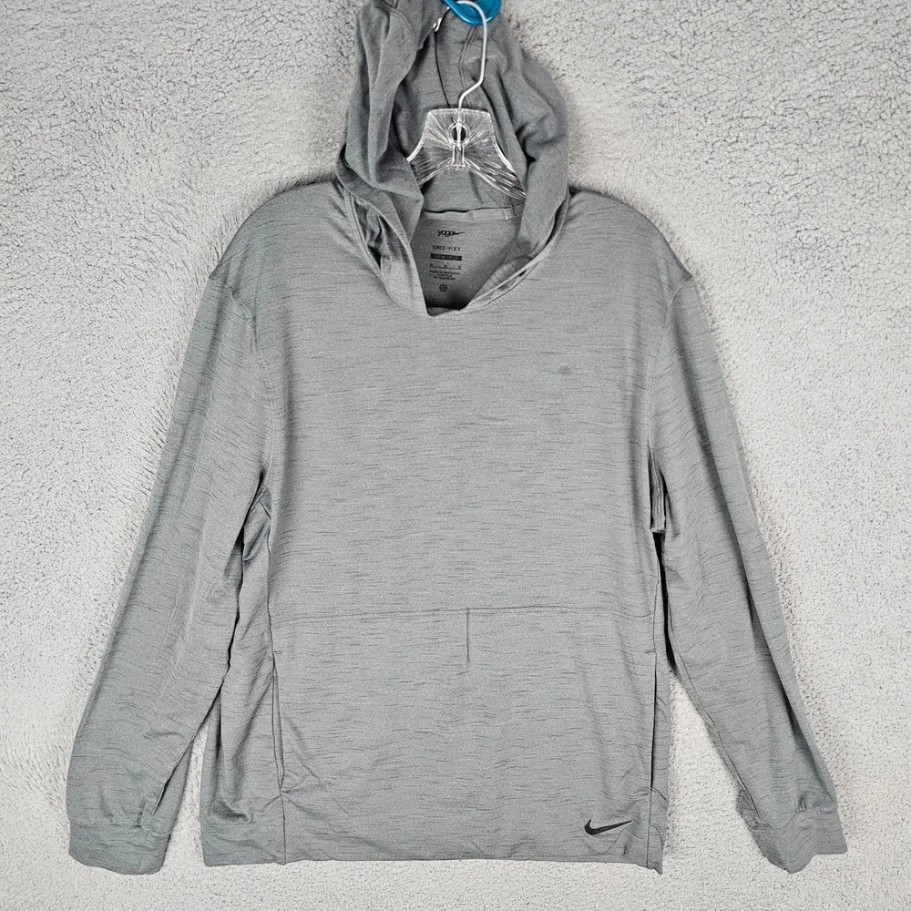 Nike Hoodie Mens Medium Gray Yoga Dri-FIT Loose Fit Lightweight Pullover CZ2217